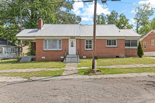 1220 Cruise St, Corinth, MS, 38834-5003 | Card Image