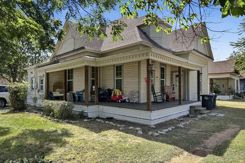 303 N Douglas Ave, Cleburne, TX, 76033-4803 | Card Image