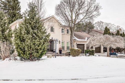 30 Deanbank Dr, Thornhill, ON, L3T1Z3 | Card Image