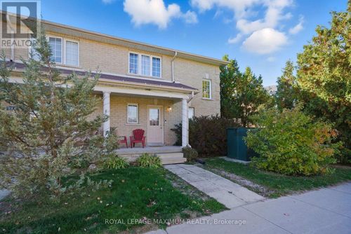 12A Marsellus Dr, Barrie, ON, L4N0Y4 | Card Image