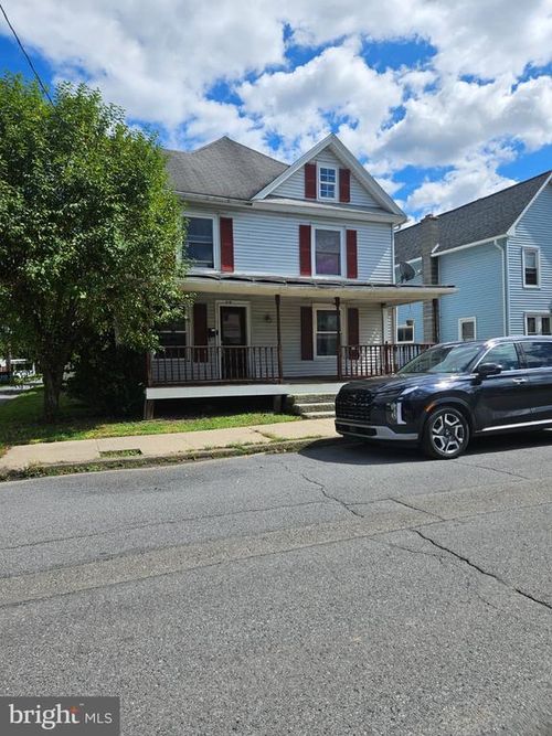 218 Calvert Street, JERSEY SHORE, PA, 17740 | Card Image