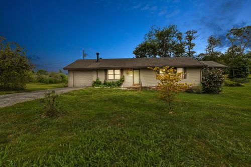 913 Robin Ave, Mt Sterling, KY, 40353-7916 | Card Image