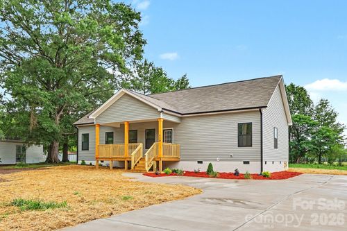 510 Thomas St, Marshville, NC, 28103-1335 | Card Image
