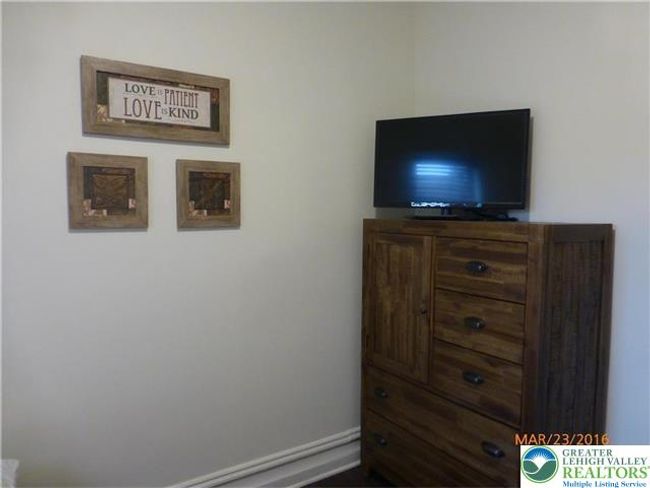 3A - 108 S Main St, Condo with 2 bedrooms, 1 bathrooms and null parking in Alburtis PA | Image 11