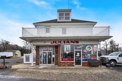 990 State Route 36, Atlantic Highlands, NJ, 07716-2024 | Card Image