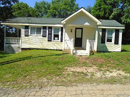 2615 Cedar St, Doe Run, MO, 63637-3161 | Card Image