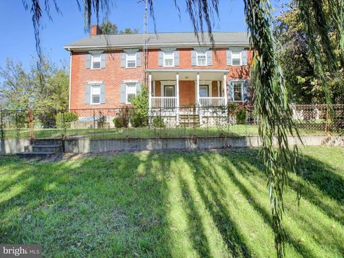 8830 Lemar Rd, GREENCASTLE, PA, 17225-9772 | Card Image