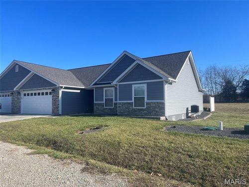 7 Ivy Lane, Fredericktown, MO, 63645 | Card Image