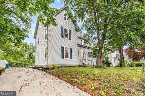 131 W Clinton St, Clayton, NJ, 08312-1106 | Card Image