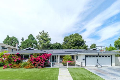 18 Devonshire Drive, Novato, CA, 94947 | Card Image
