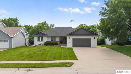 15821 N 2nd St, Bennington, NE, 68007-7424 | Card Image