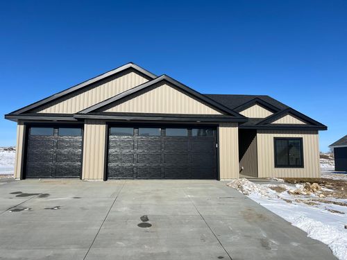 2306 Elk Run Dr Se, Pine Island, MN, 55963 | Card Image