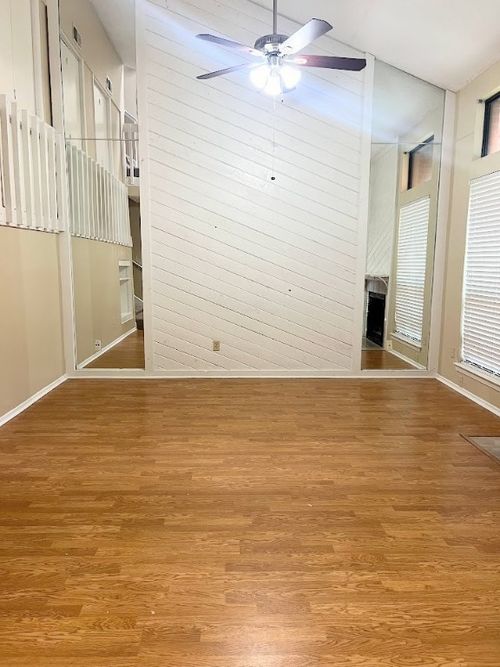 apt-108-510 W 18th St, Austin, TX, 78701-1250 | Card Image