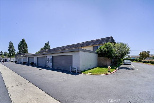 16011 Sugarpine Ln, Townhouse with 4 bedrooms, 3 bathrooms and 2 parking in Cerritos CA | Image 5