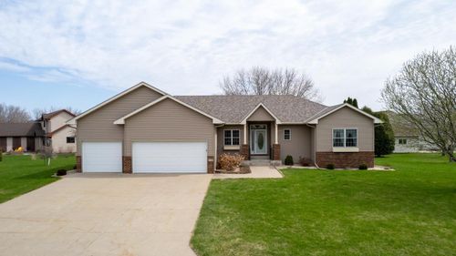 1010 Safari Way, Lake City, MN, 55041-3311 | Card Image