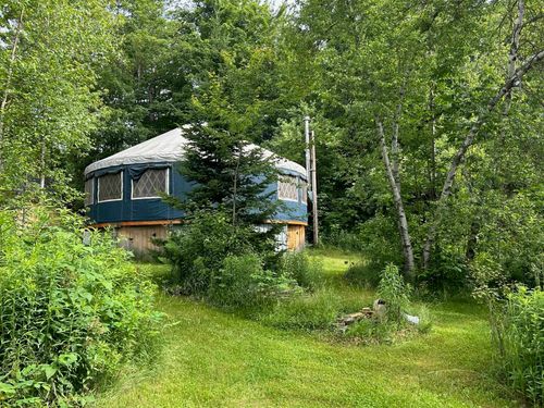 4 Dodge Rd, Wolcott, VT, 05680-4424 | Card Image