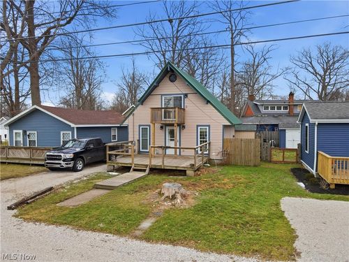 apt-9-5825 Lake Rd W, Ashtabula, OH, 44004-9801 | Card Image