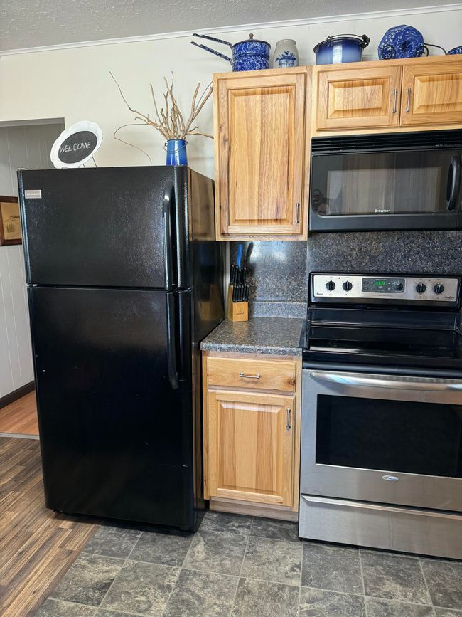 8288 Portage St, House other with 4 bedrooms, 3 bathrooms and null parking in Onekama MI | Image 10