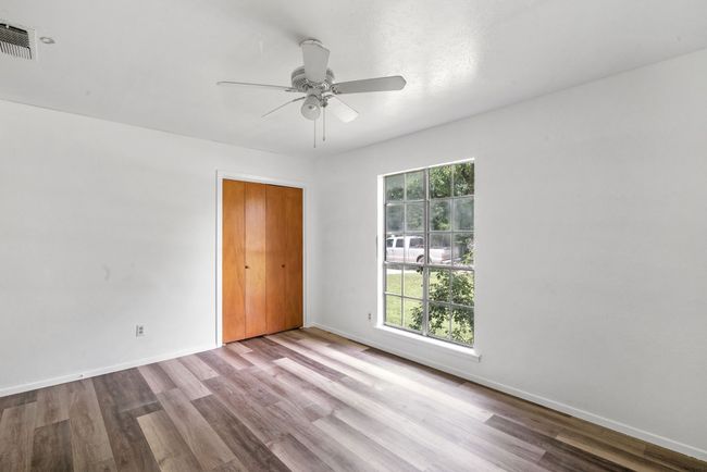 203 N Anderson St, House other with 4 bedrooms, 1 bathrooms and null parking in Rising Star TX | Image 14