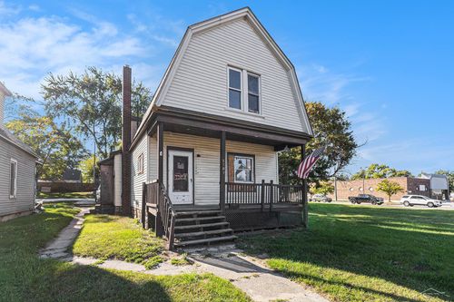 1709 24th St, Port Huron, MI, 48060-4705 | Card Image