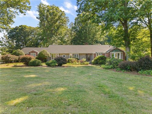 7960 Simmons Road, Rural Hall, NC, 27045 | Card Image