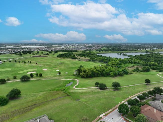 The wealth of community amenities create an atmosphere that encourages residents to be a part of a vibrant community. | Image 21