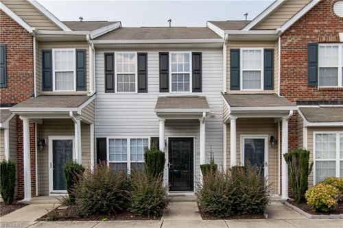 6821 Derby Run Dr, Whitsett, NC, 27377-9826 | Card Image