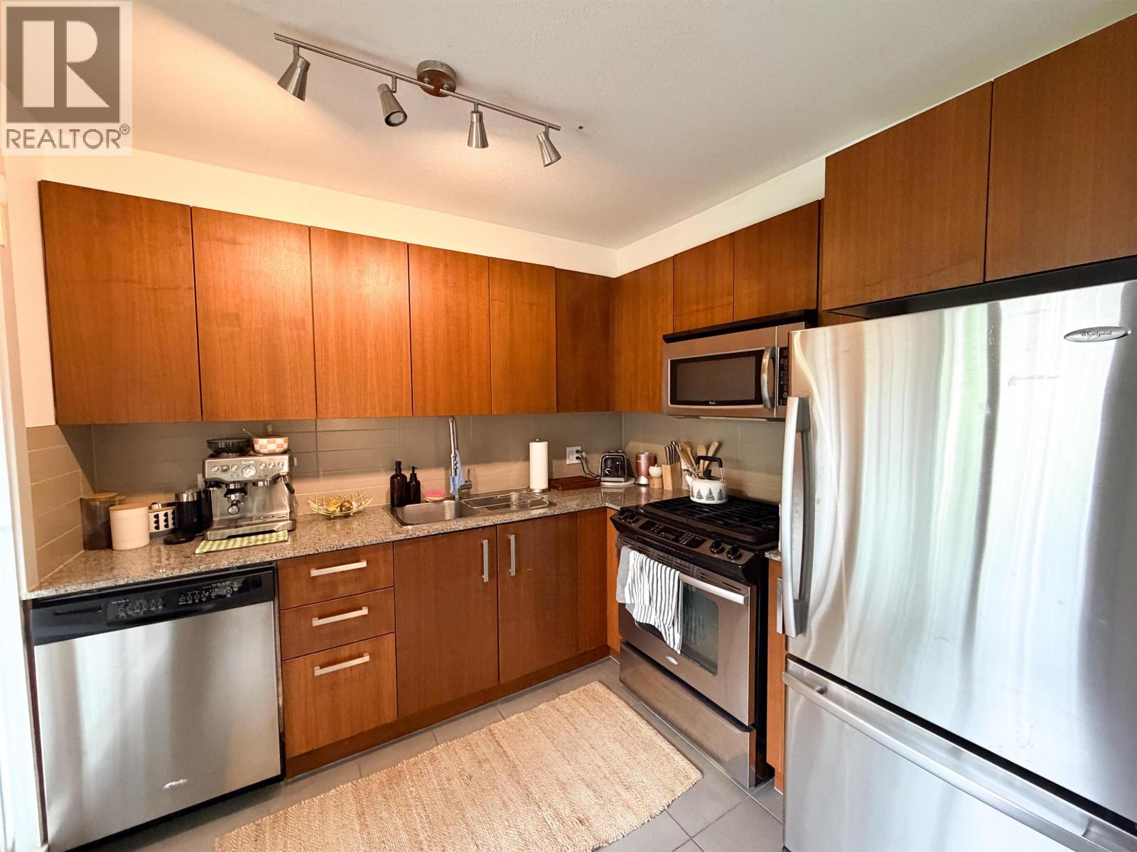 Residential in Burnaby 5
