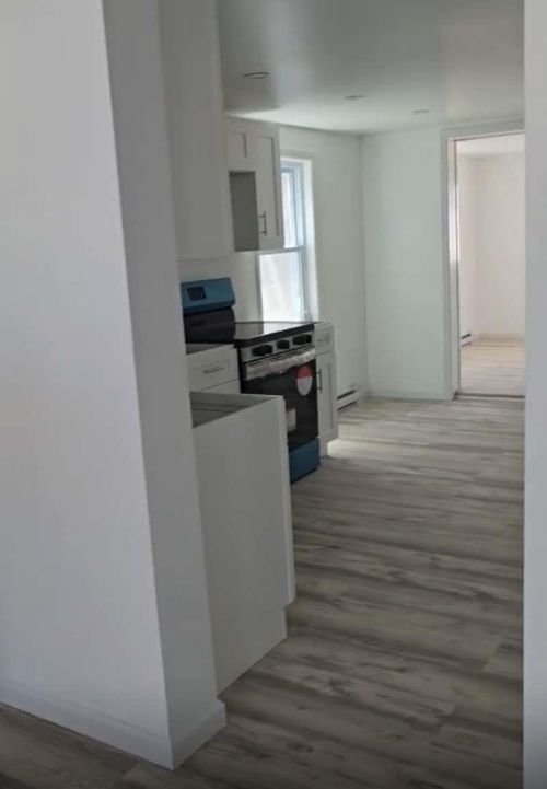 22 E 9th Rd, Broad Channel, NY, 11693-1018 | Card Image