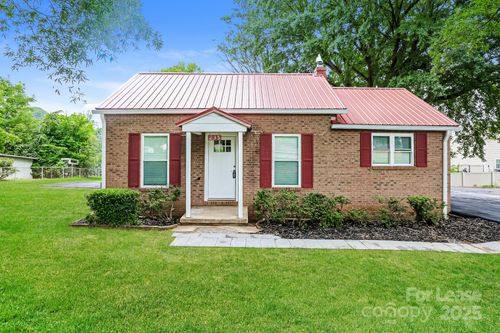 235 Linwood Rd, Mooresville, NC, 28115-8230 | Card Image