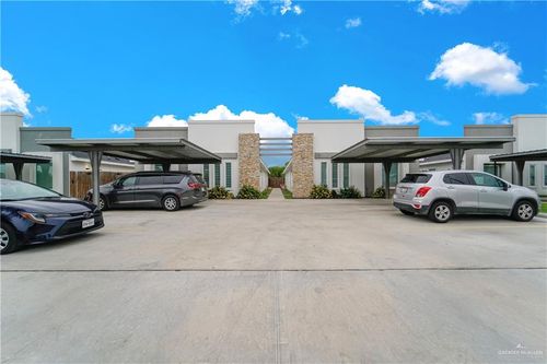 221 Rafael Dr, San Juan, TX, 78589-5248 | Card Image