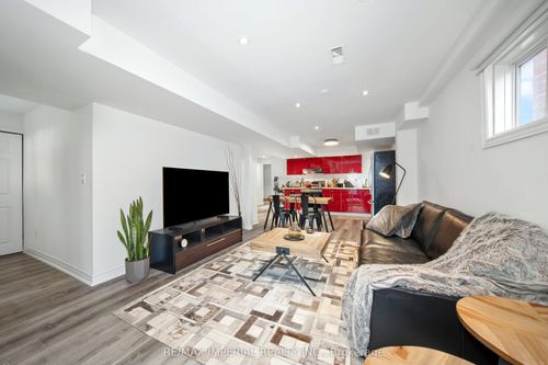 lower-9 Caramel Cres, Richmond Hill, ON, L4S2P9 | Card Image