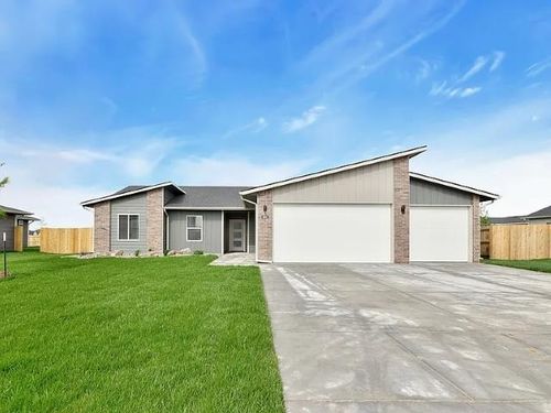 691 W Long Path Ct, Goddard, KS, 67052 | Card Image