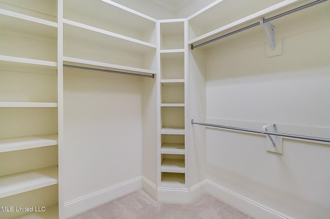 Primary closet #1 | Image 30