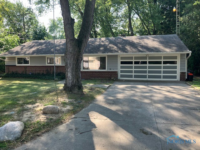 Cowan St, Toledo, OH 43613