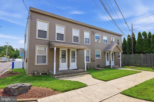 4 Corliss Ave, MORRISVILLE, PA, 19067-6203 | Card Image