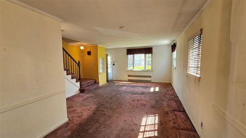50 201st St, Oakland Gardens, NY, 11364-1014 | Card Image