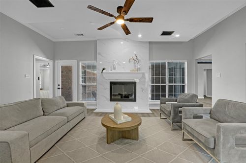 628 Heather Knoll Dr, Desoto, TX, 75115-4610 | Card Image