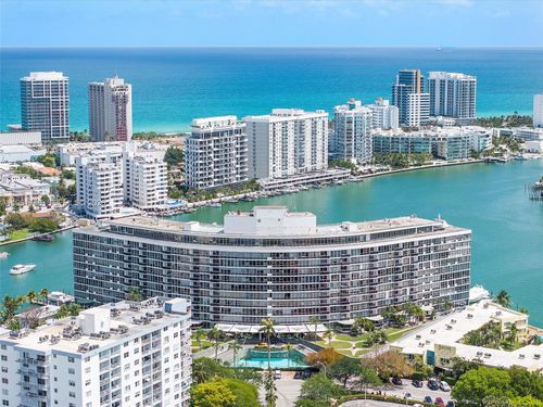 1012-900 Bay Dr, Miami Beach, FL, 33141-5623 | Card Image