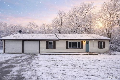 4414 Crest Dr, Imperial, MO, 63052-2909 | Card Image