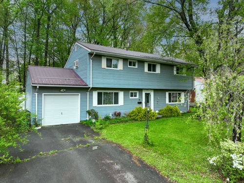 50 Lyman Rd, West Hartford, CT, 06117-1311 | Card Image