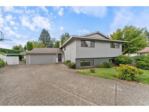 11870 Se Australis Ct, Happy Valley, OR, 97086-9747 | Card Image