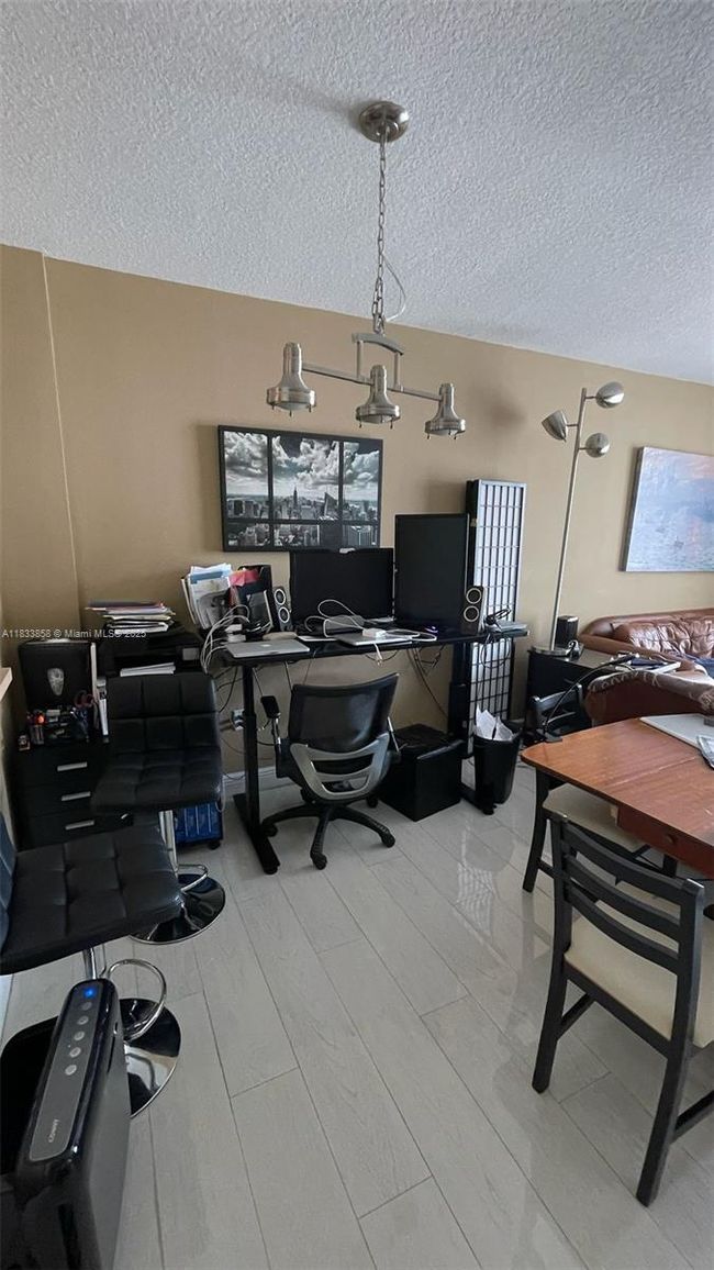 APT-1209 - 1250 S Miami Ave, Condo with 1 bedrooms, 2 bathrooms and null parking in Miami FL | Image 4