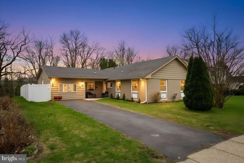 126 Millbrook Dr, WILLINGBORO, NJ, 08046-2837 | Card Image