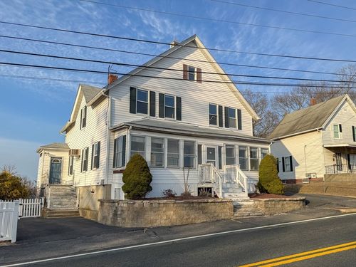 34 Smithfield Rd, Woonsocket, RI, 02895-6283 | Card Image