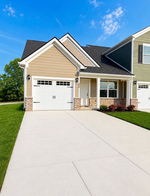 270 Selesia Ln, Pleasant View, TN, 37146-4300 | Card Image