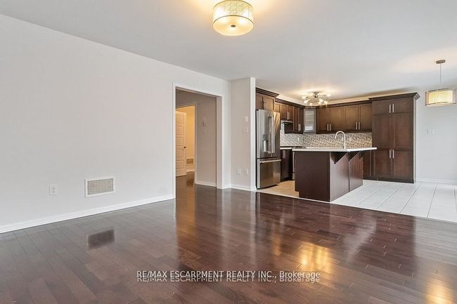 255 Monaghan Cres, House other with 4 bedrooms, 3 bathrooms and 2 parking in Milton ON | Image 15