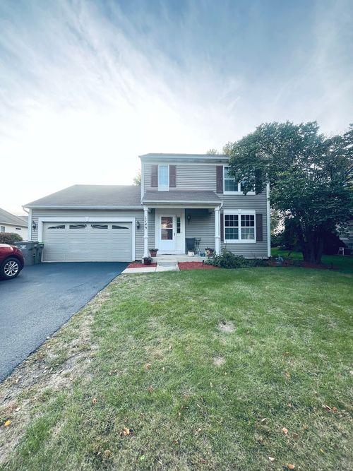 1749 Newport Ln, Montgomery, IL, 60538-4123 | Card Image