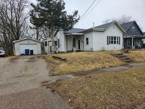 511 W 11th St, Davenport, IA, 52803-5038 | Card Image