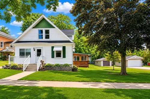 110 S Swetting Street, Berlin, WI, 54923 | Card Image